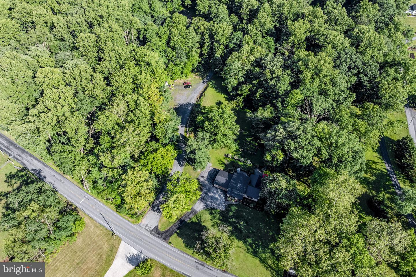 133 Valley View Property Photo 6