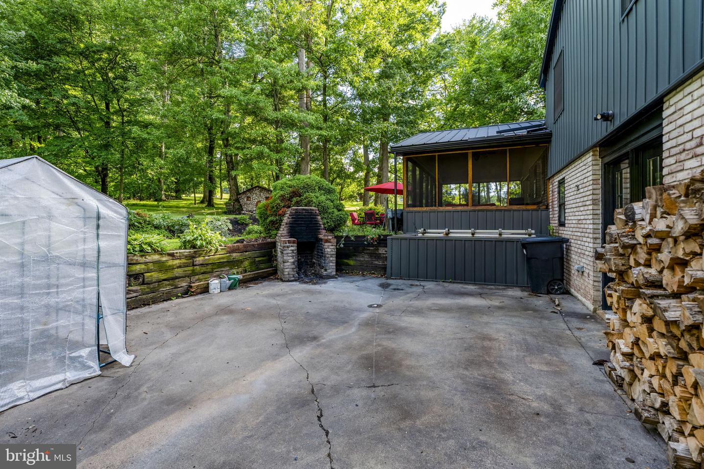 133 Valley View Property Photo 18
