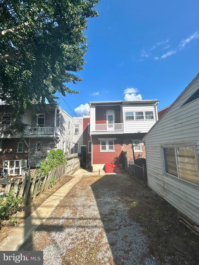 632 N Pine St Property Photo 27
