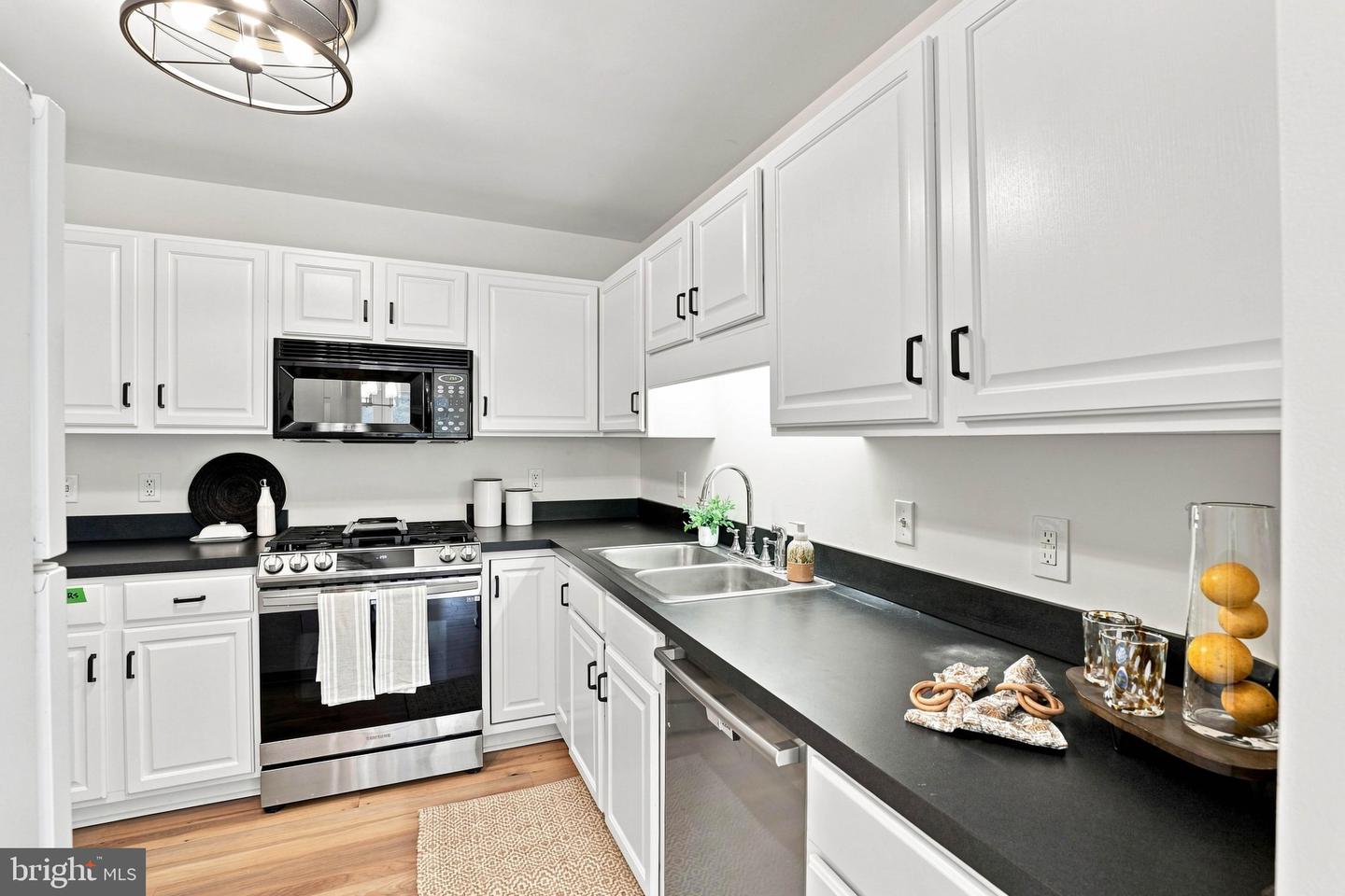 366 Crosswinds Dr Property Photo 4
