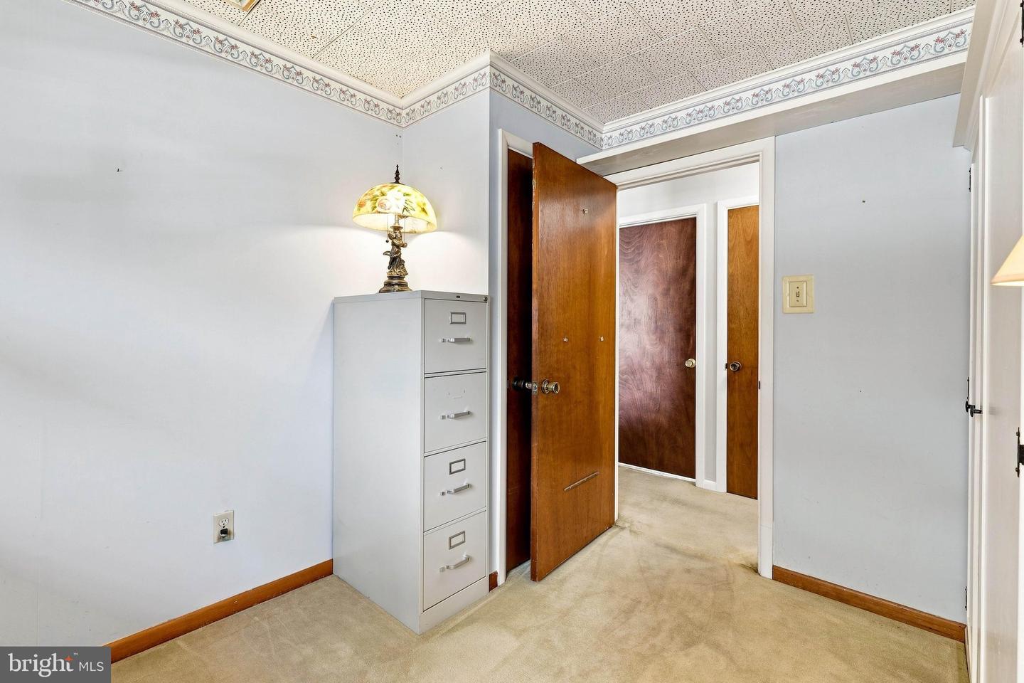 1242 Marie Ave Property Photo 16