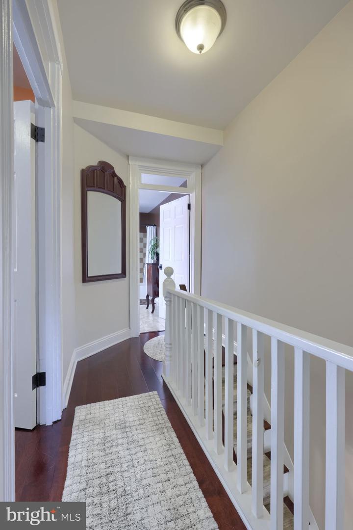 637 N Mary St Property Photo 26