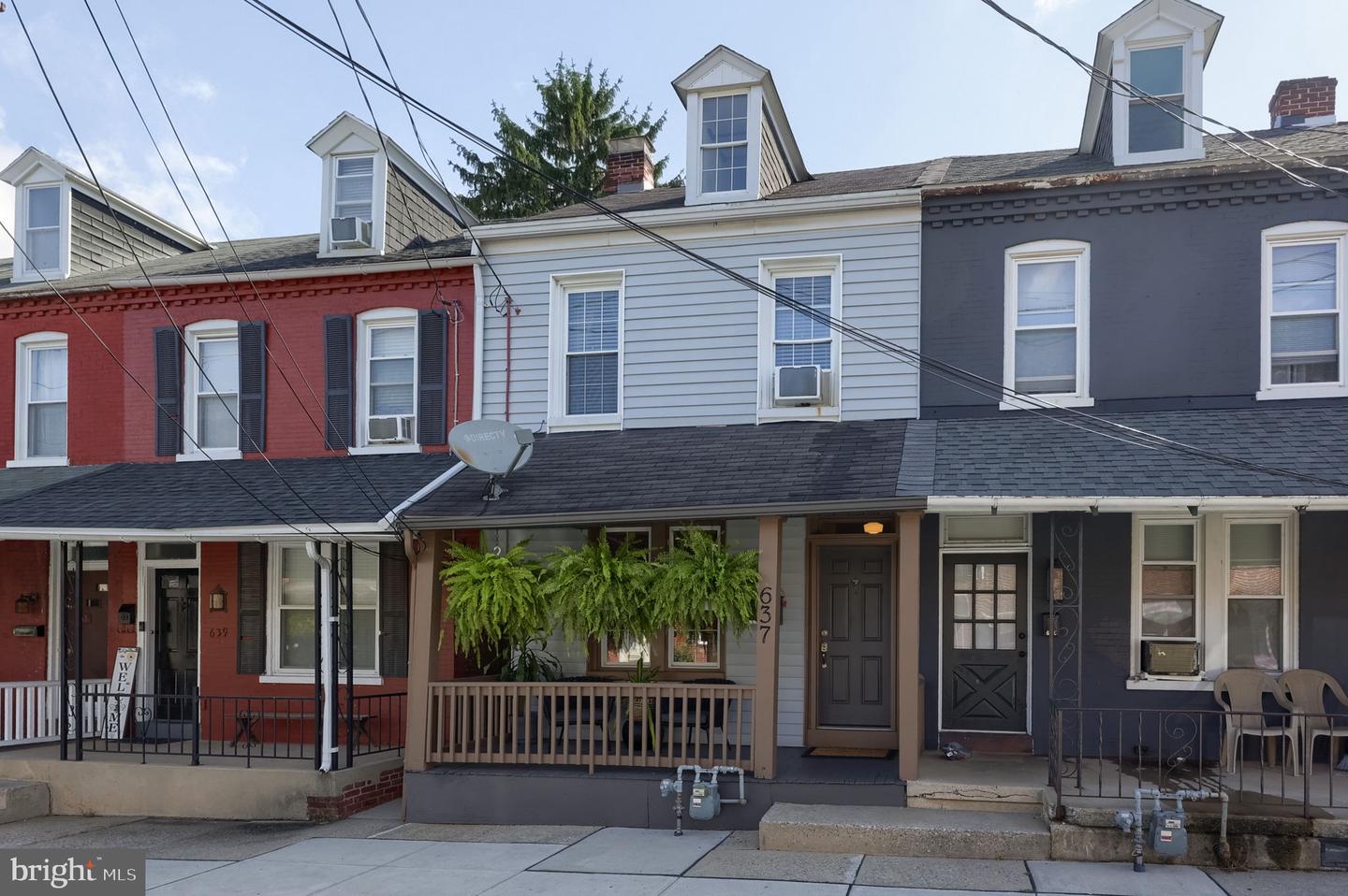 637 N Mary St Property Photo 43