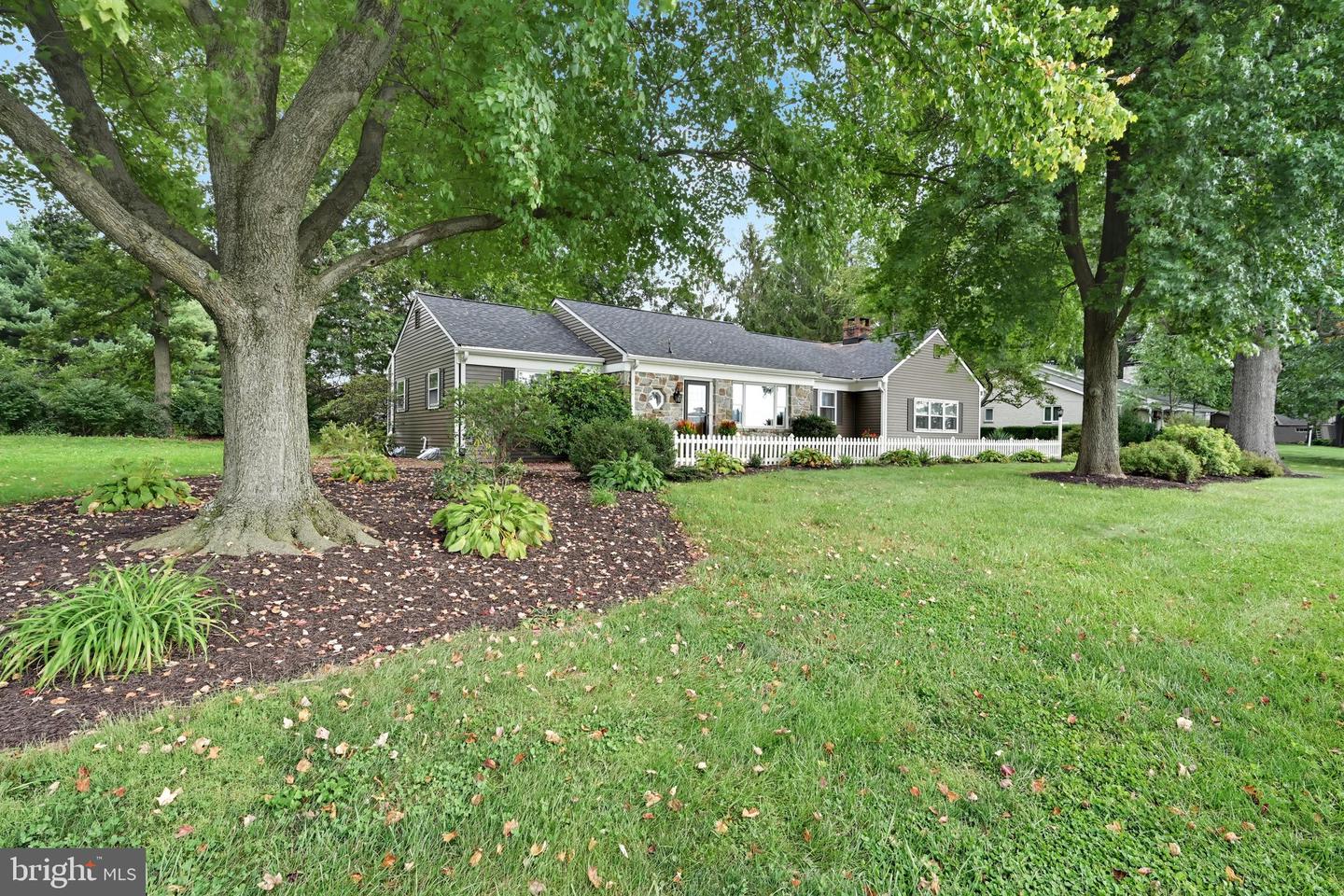 4075 Nolt Rd Property Photo 2