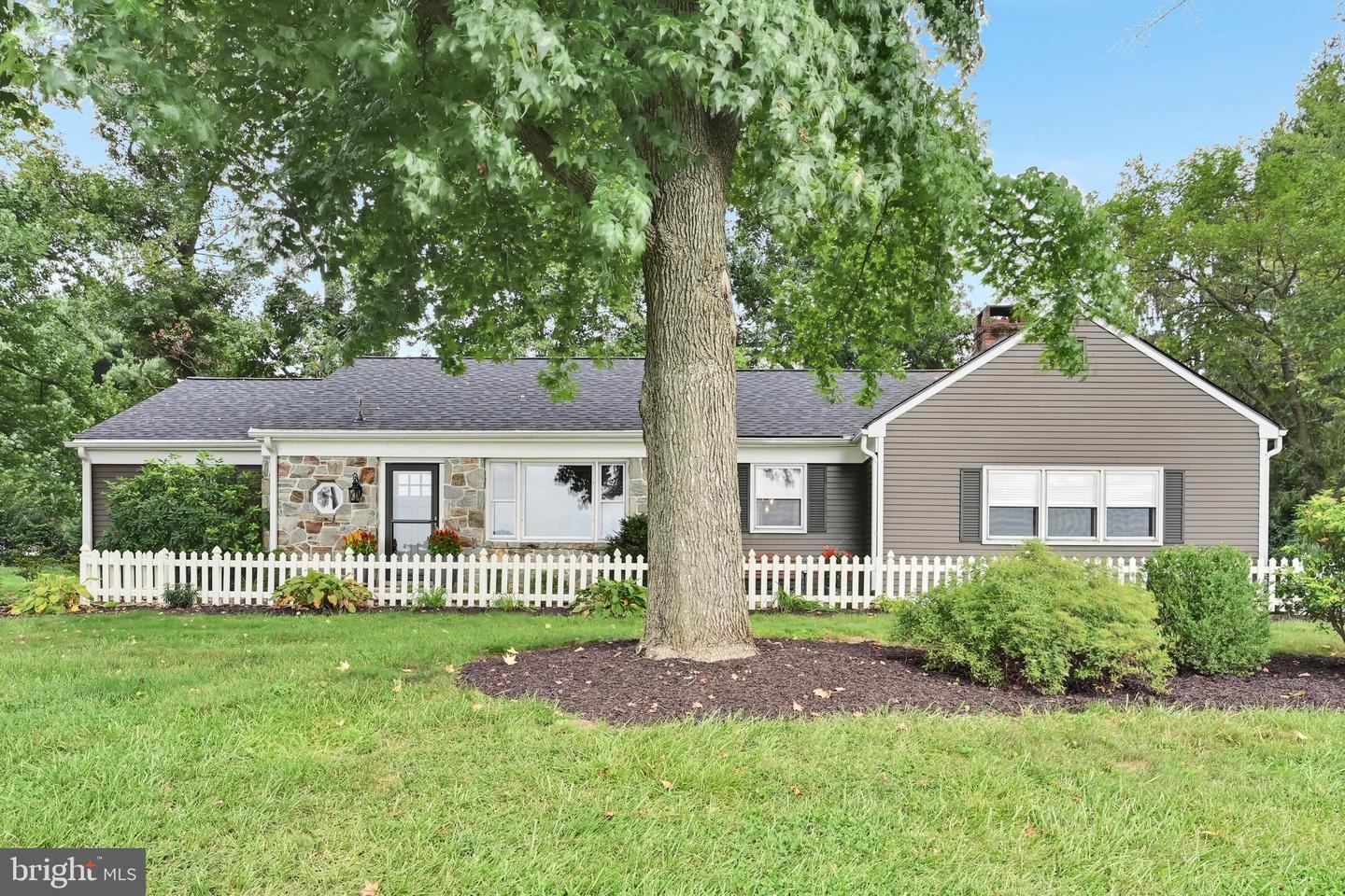 4075 Nolt Rd Property Photo 5