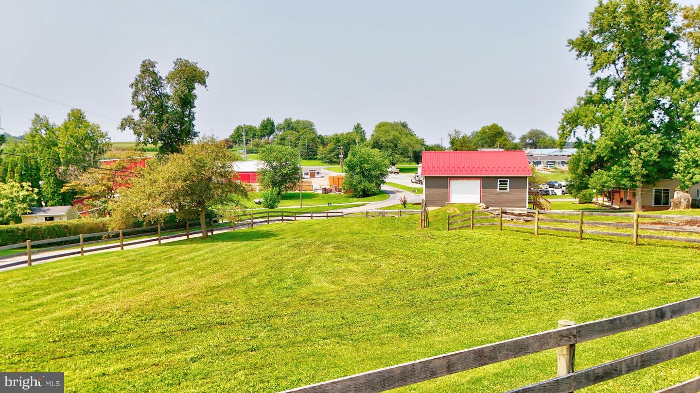951 Pilgrims Ptwy Property Photo 39