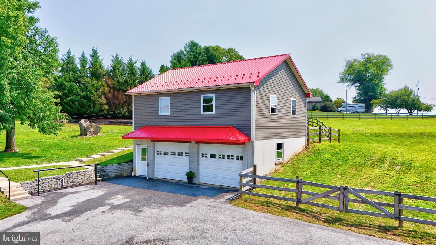 951 Pilgrims Ptwy Property Photo 43
