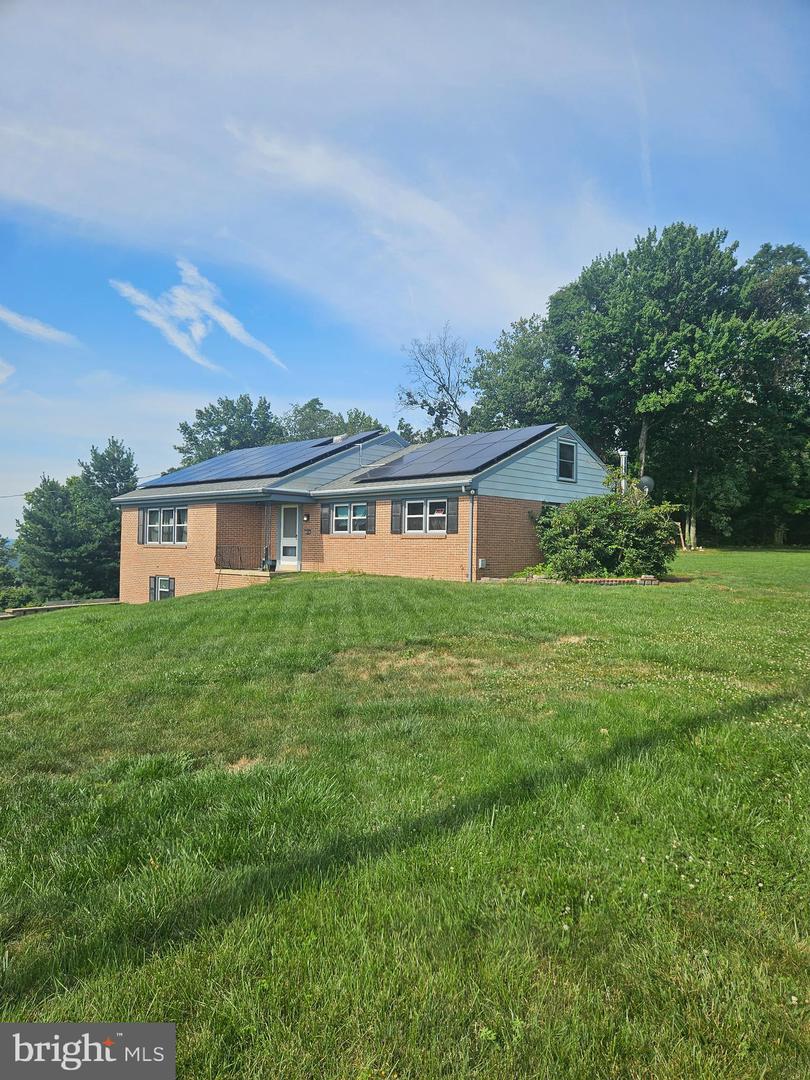 332 Indian Head Rd Property Photo 1