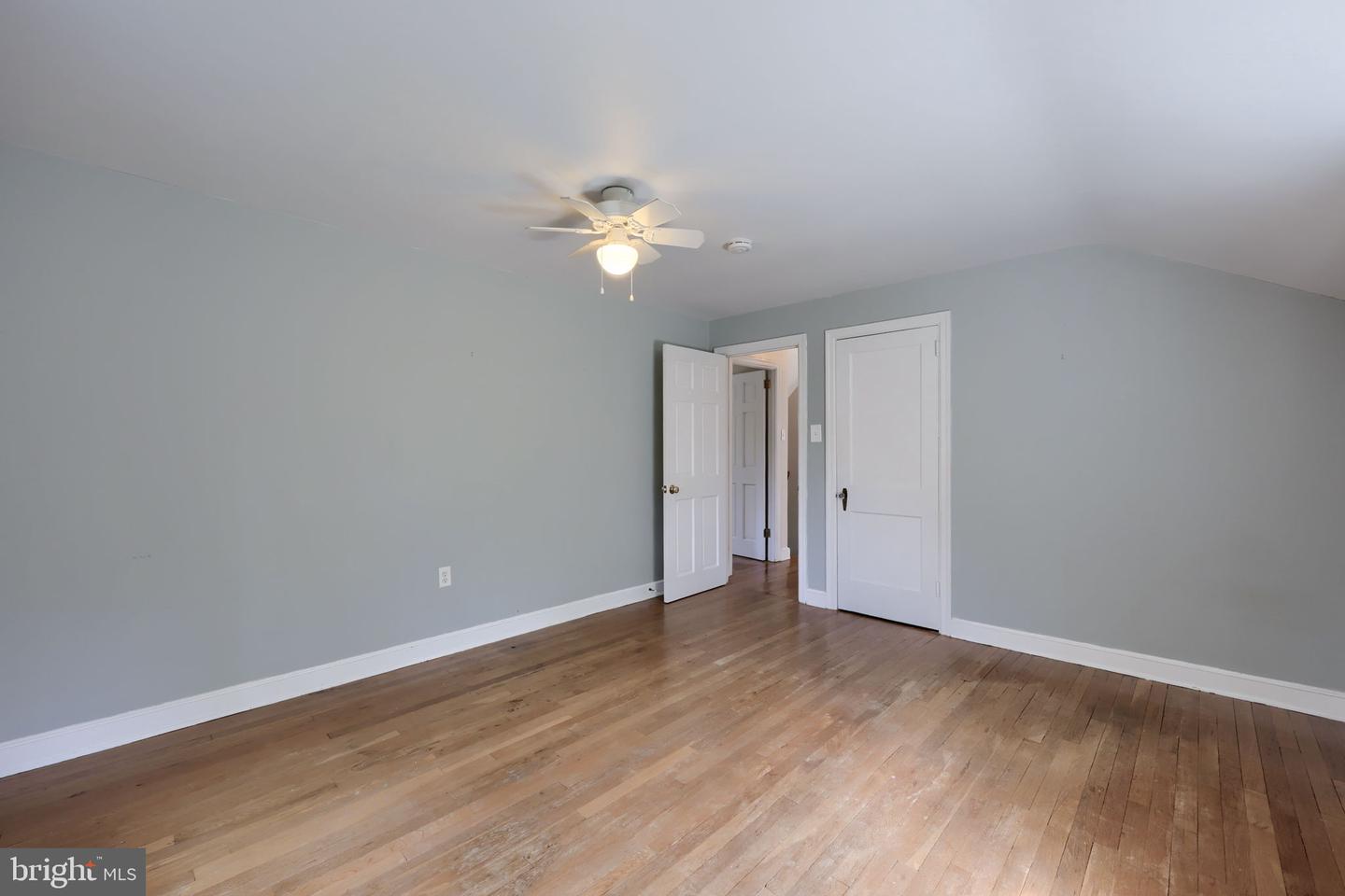 978 Pleasure Rd Property Photo 25