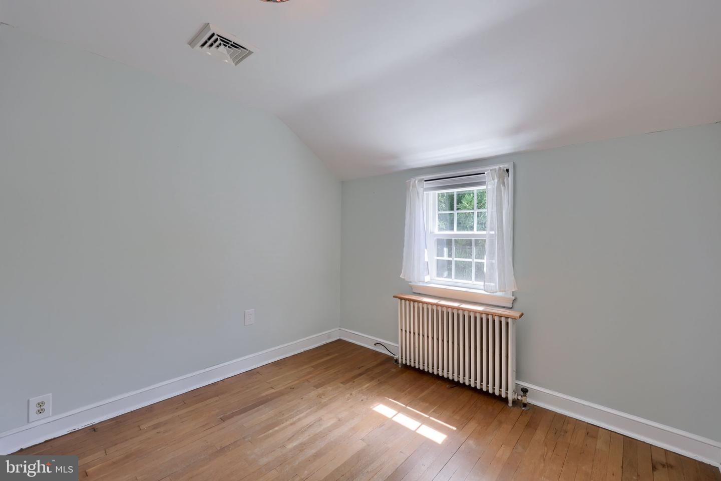 978 Pleasure Rd Property Photo 31