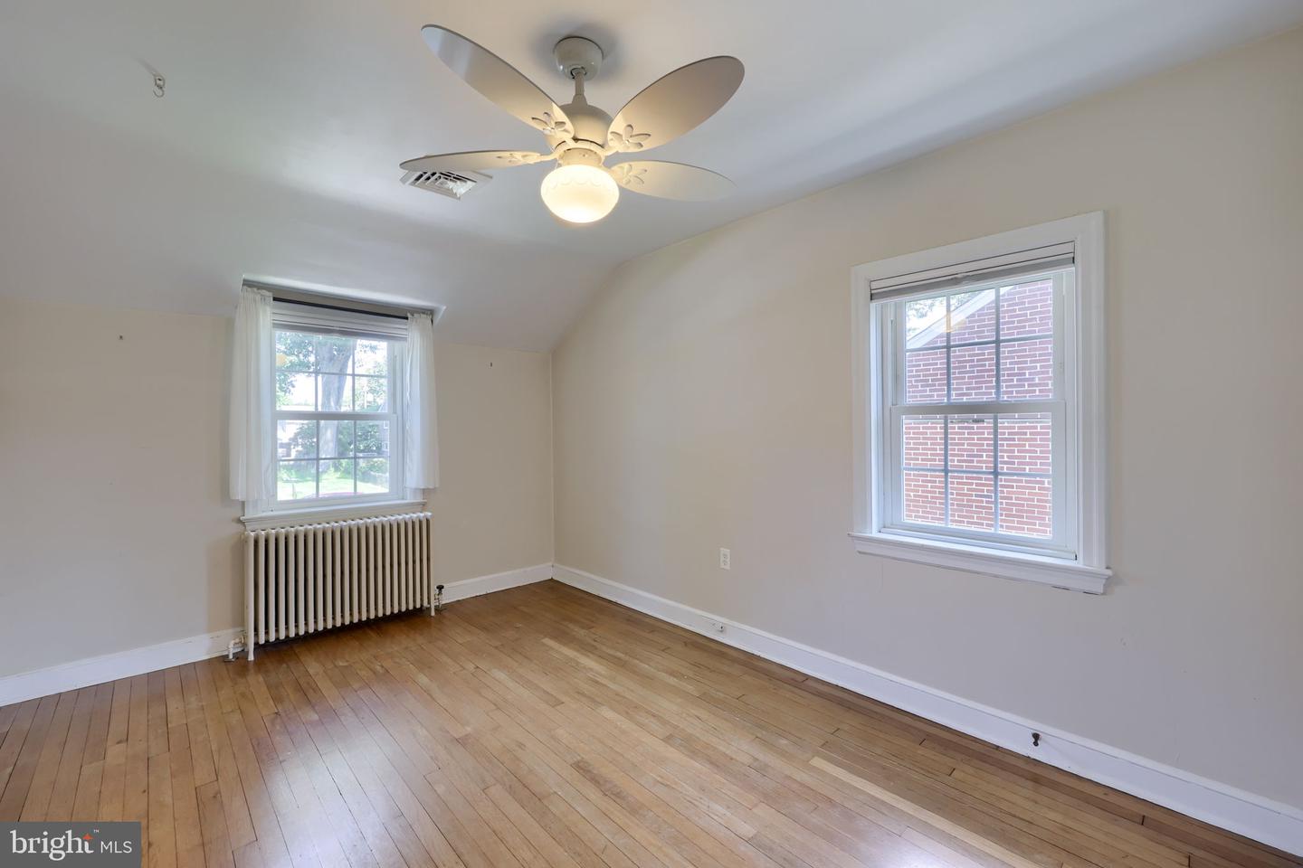 978 Pleasure Rd Property Photo 33