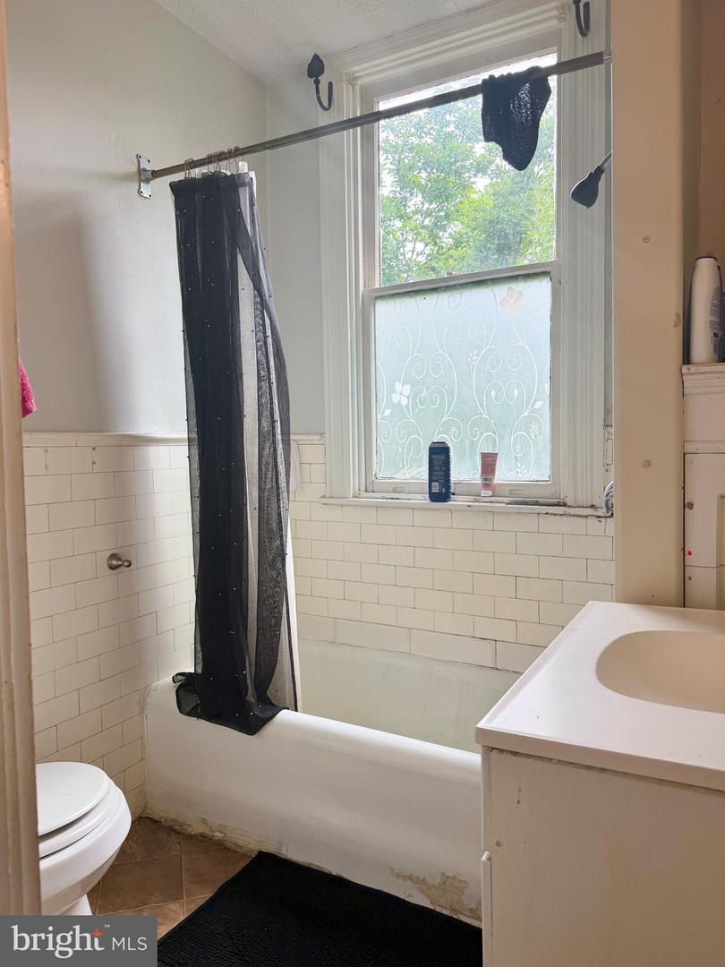 419 W Orange St Property Photo 33