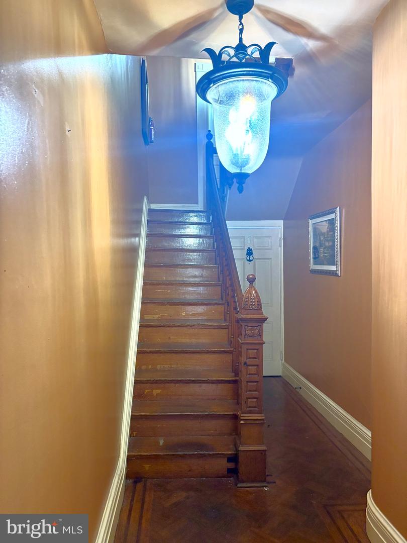 419 W Orange St Property Photo 56