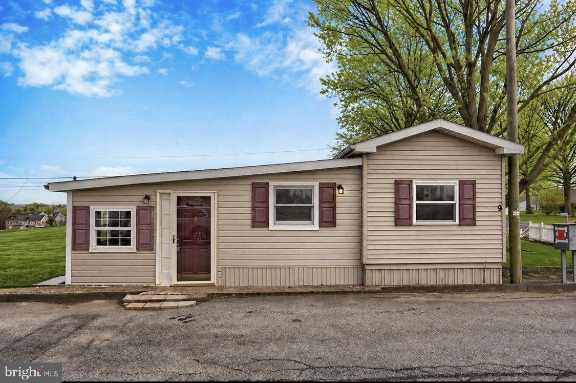 1963 SHEAFFER RD #LOT 9 Property Photo 1