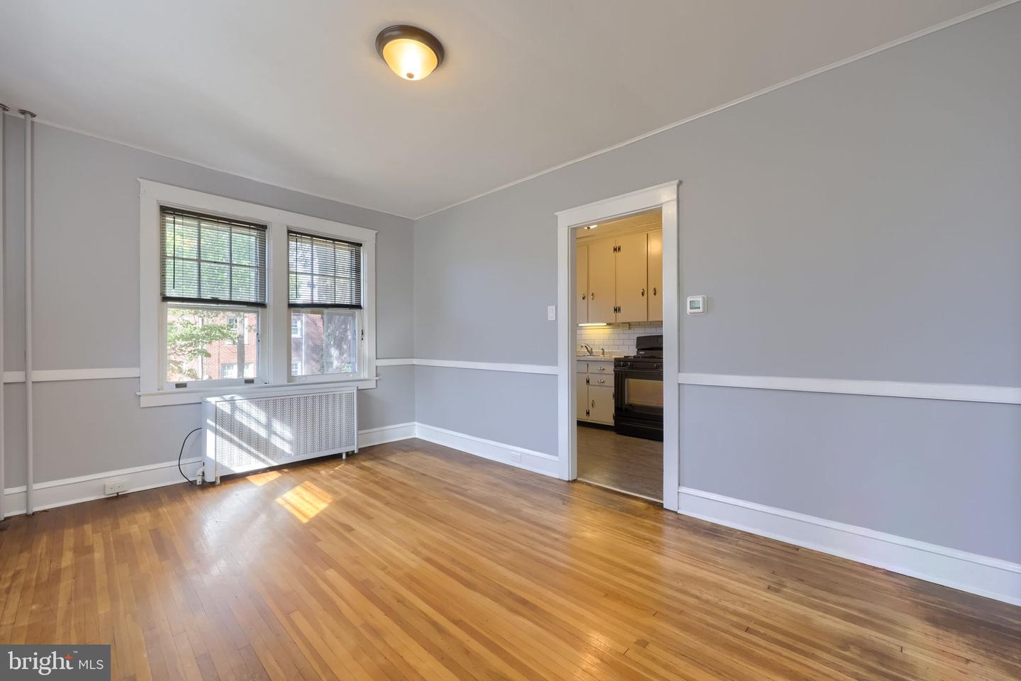 841 3rd St Property Photo 17