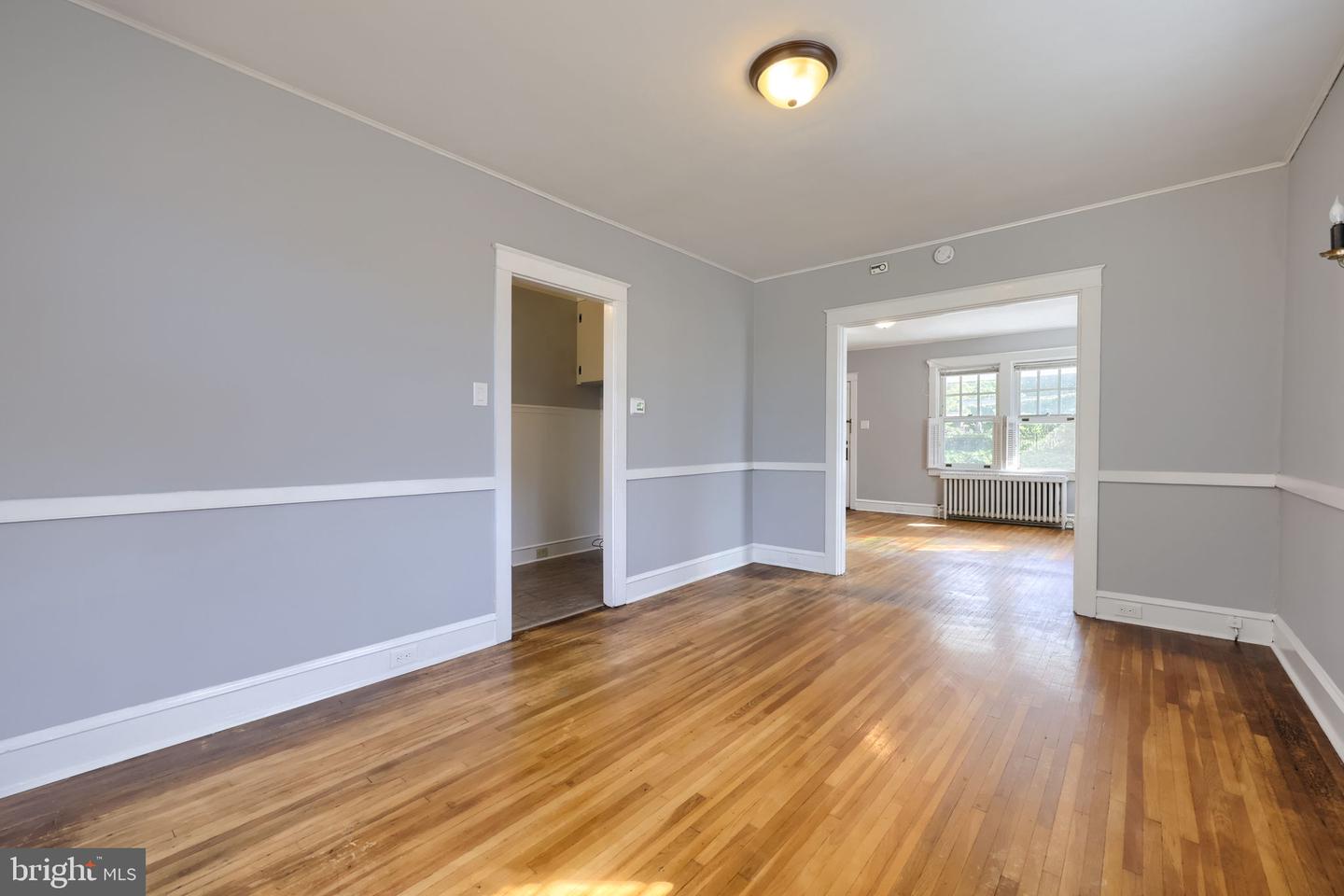 841 3rd St Property Photo 19