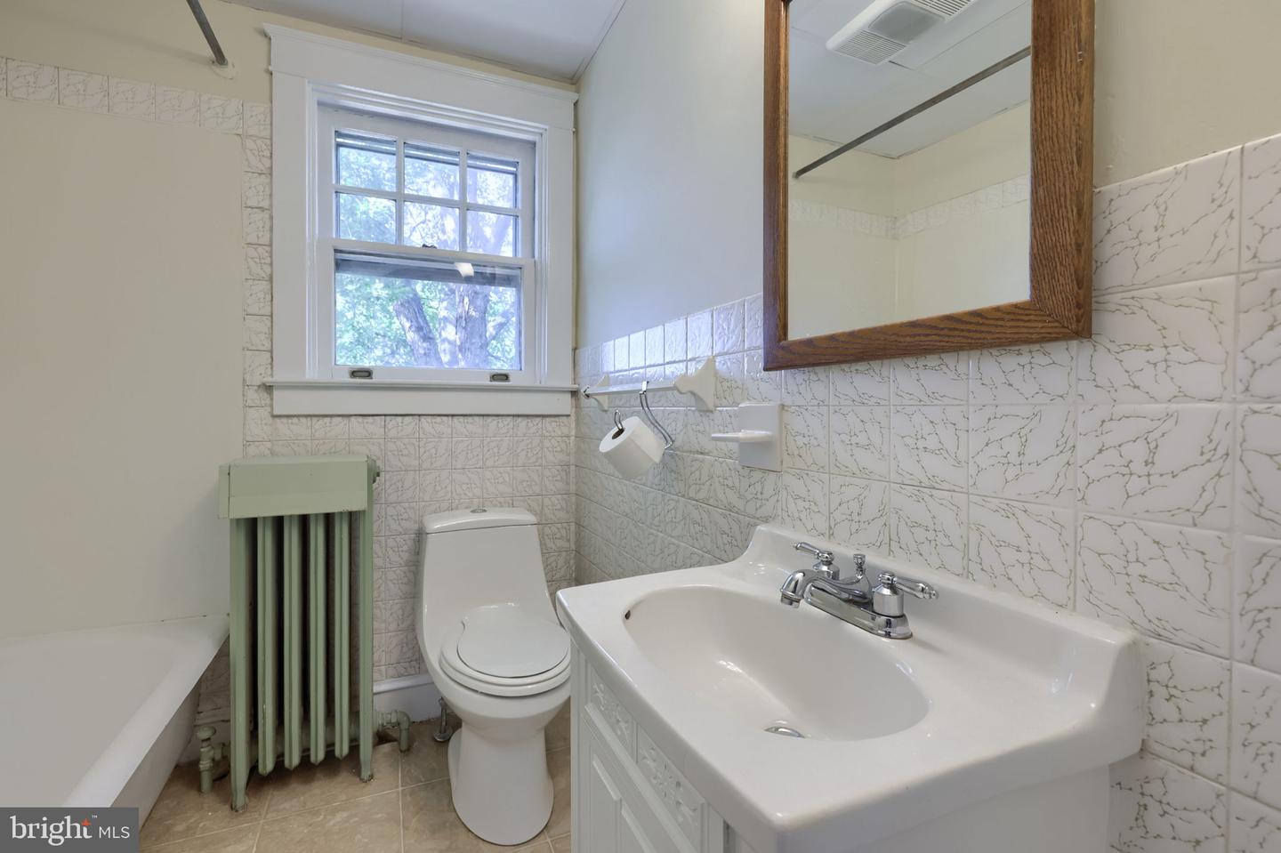 841 3rd St Property Photo 32
