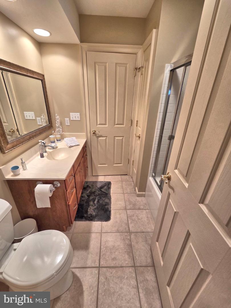 813 Woodfield Dr Property Photo 20