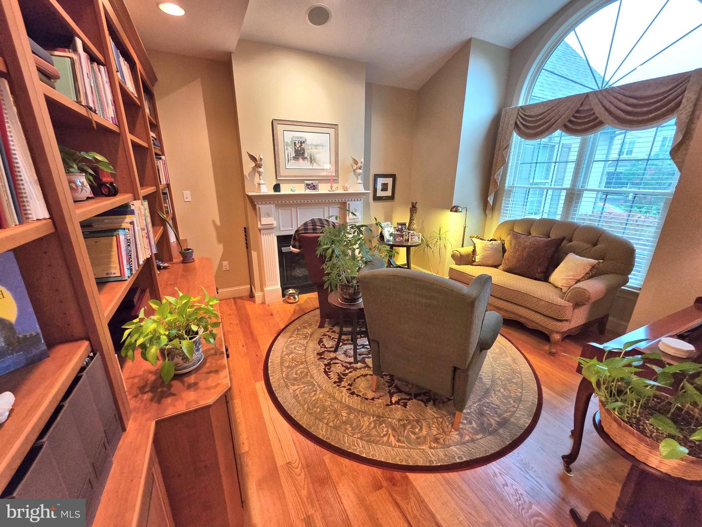 813 Woodfield Dr Property Photo 31