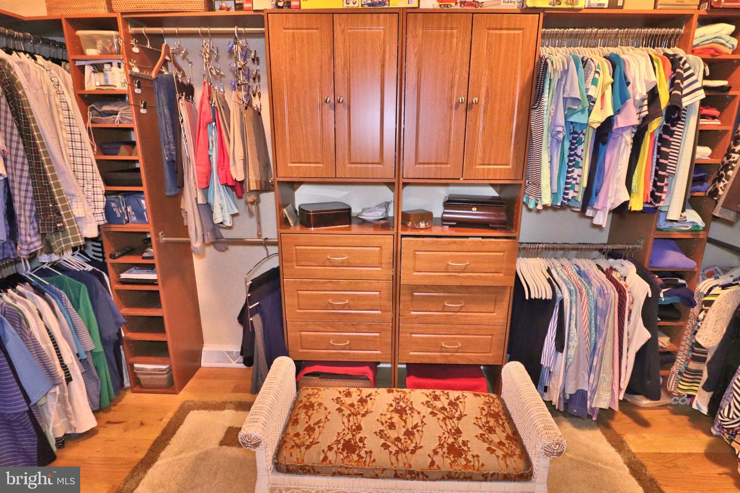 813 Woodfield Dr Property Photo 37