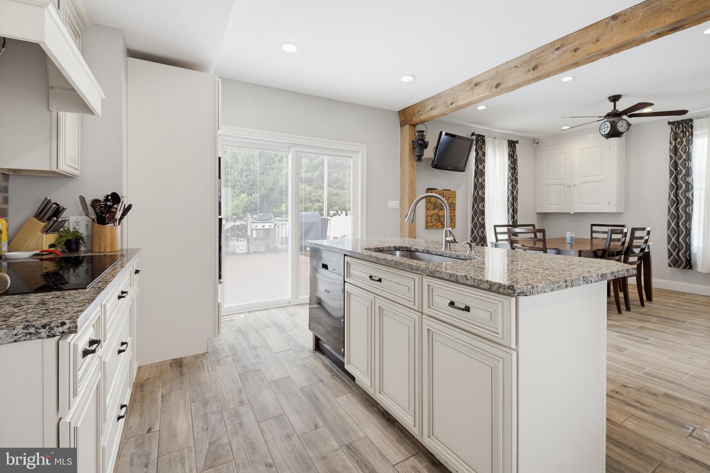 108 Colebrook Rd Property Photo 4