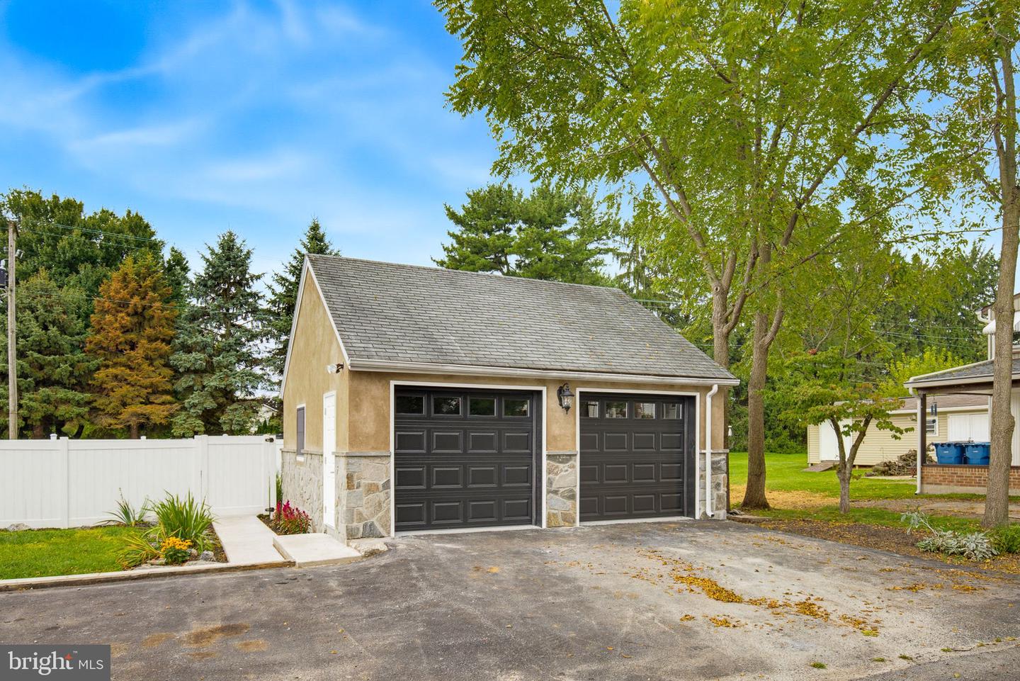 108 Colebrook Rd Property Photo 34