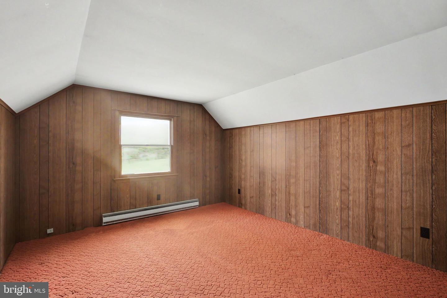 76 Buch Ave Property Photo 23