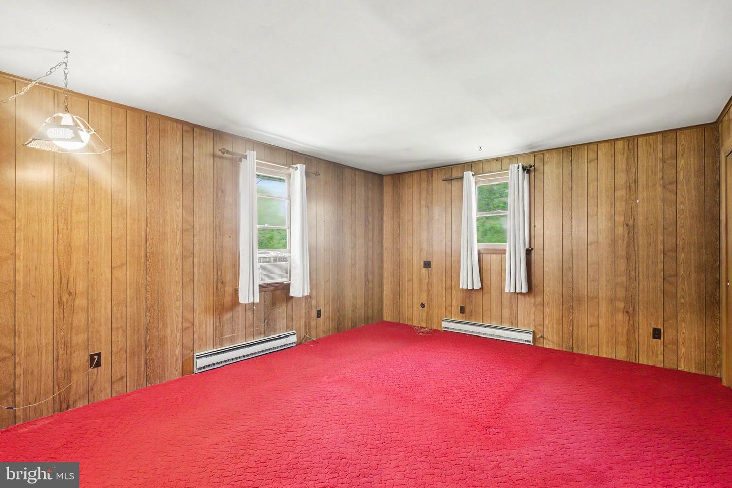 76 Buch Ave Property Photo 24