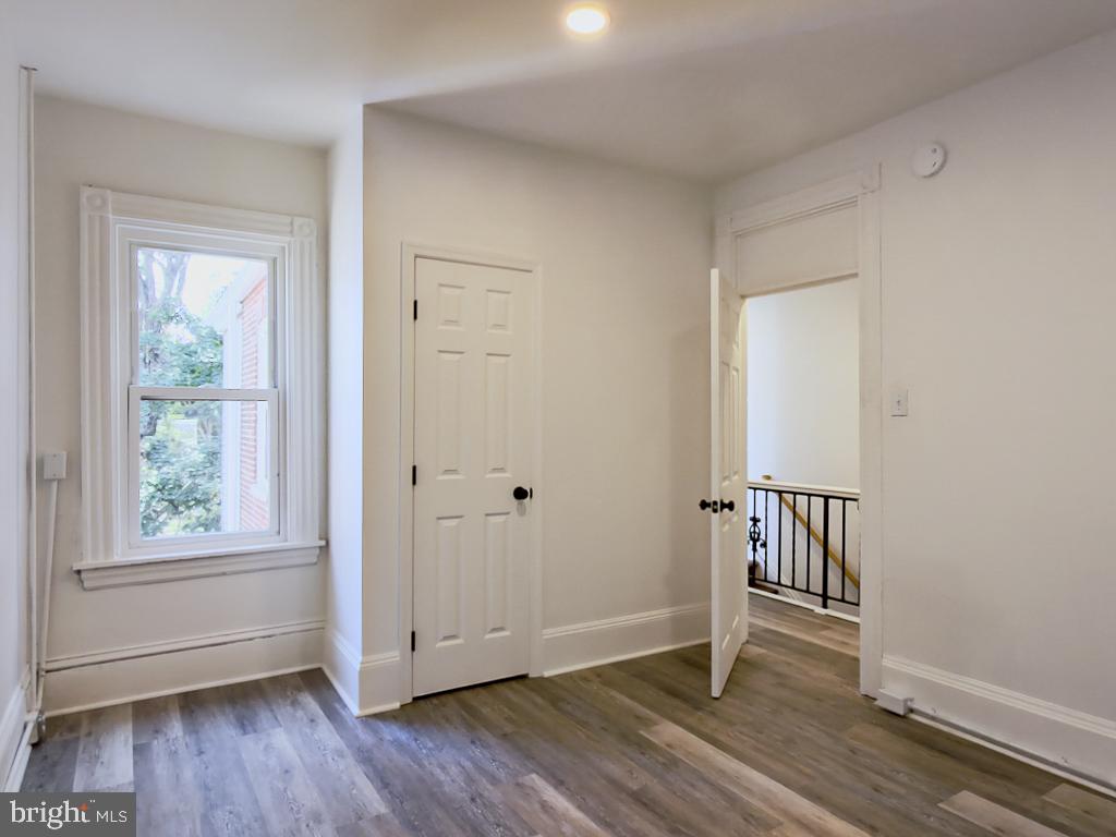 15 S Ann St #2 Property Photo 5