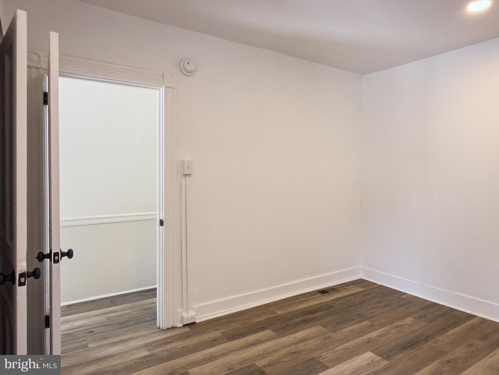 15 S Ann St #2 Property Photo 13