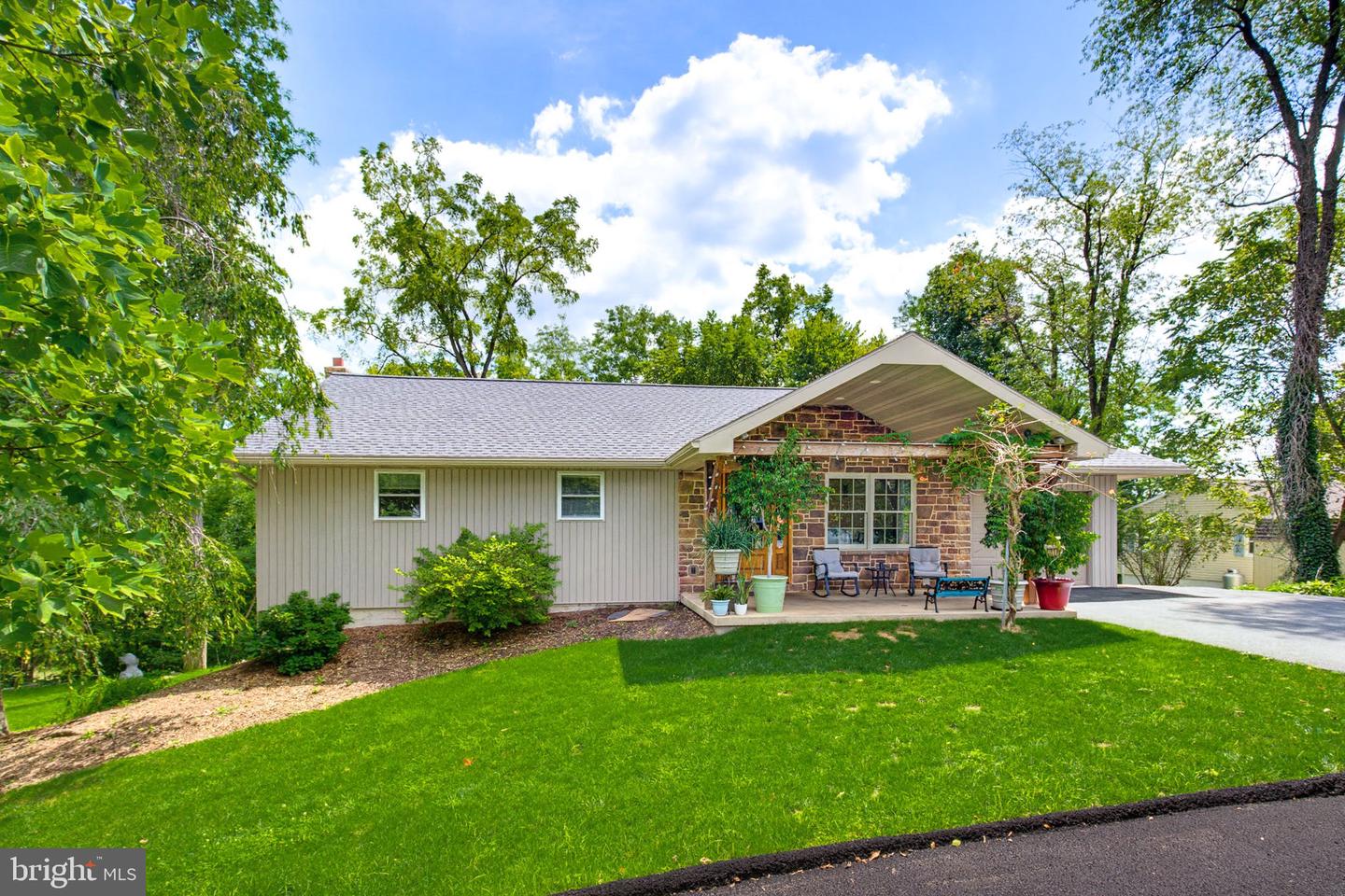 78 Parkview Dr Property Photo 47