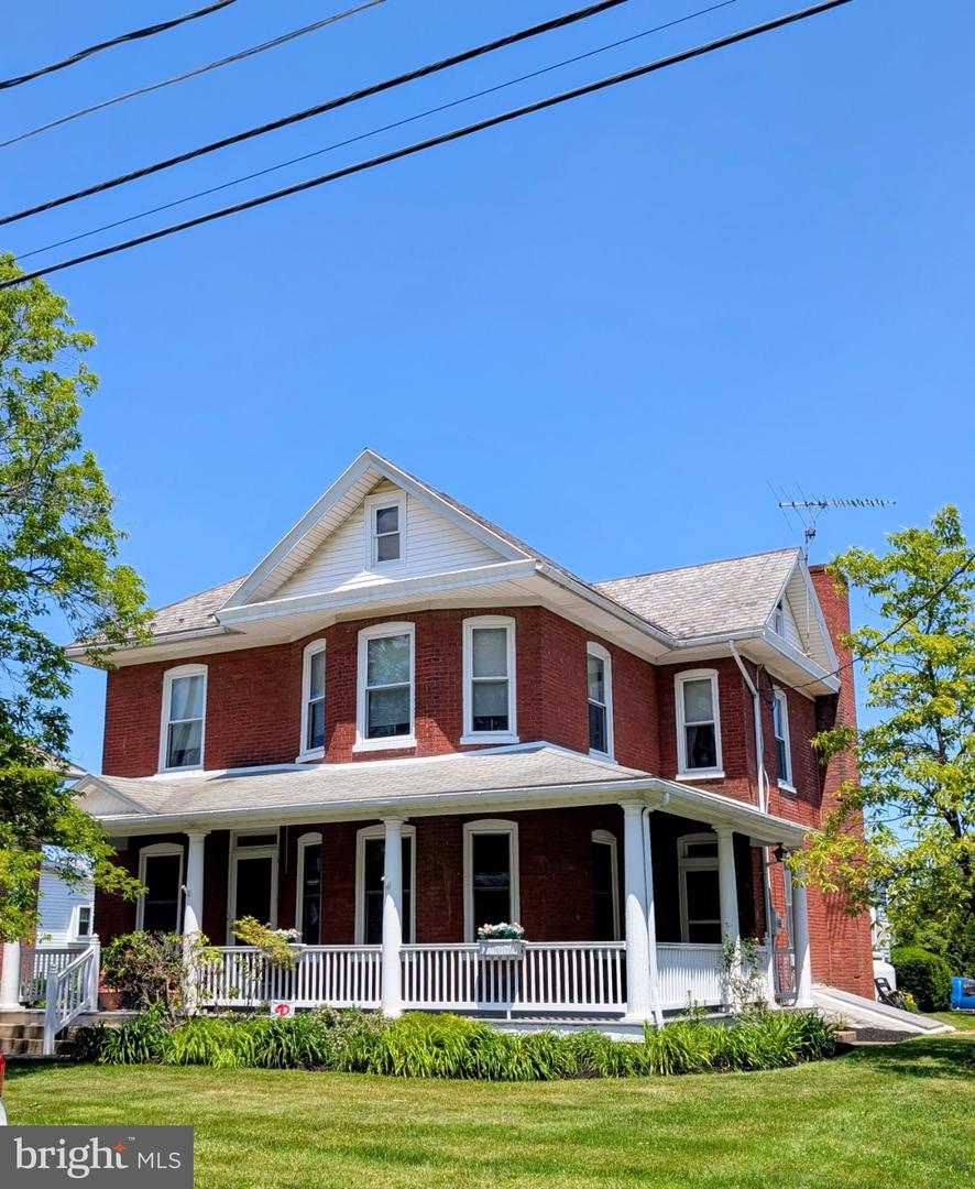 781 Bellevue Ave Property Photo 1