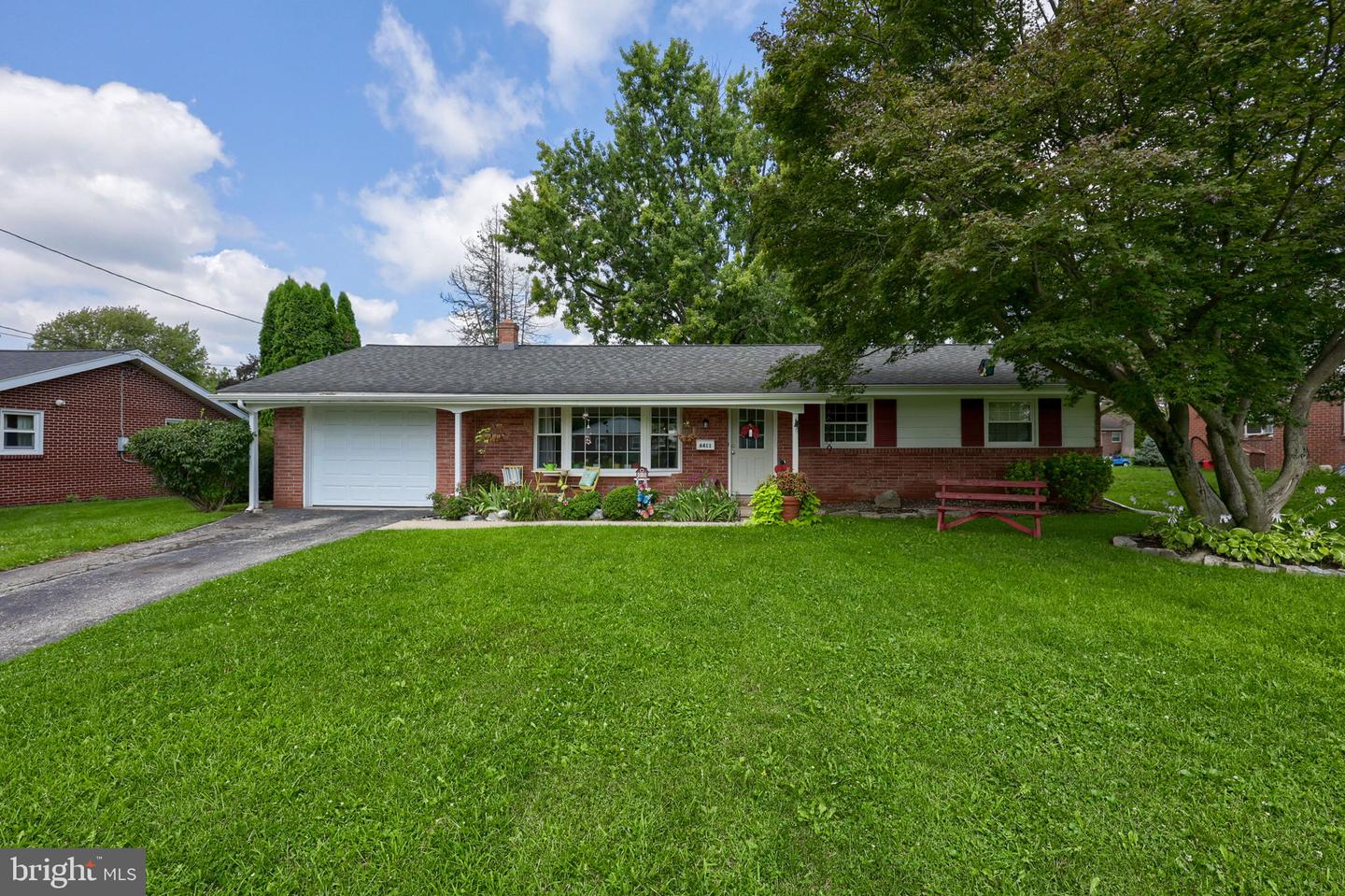 6411 Jeanette Dr Property Photo 1