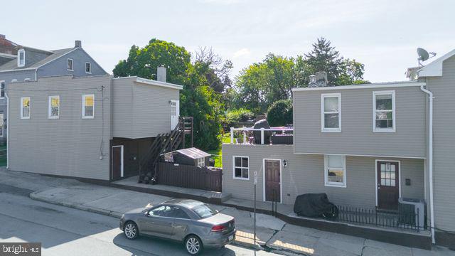 353 N 2nd St Property Photo 29