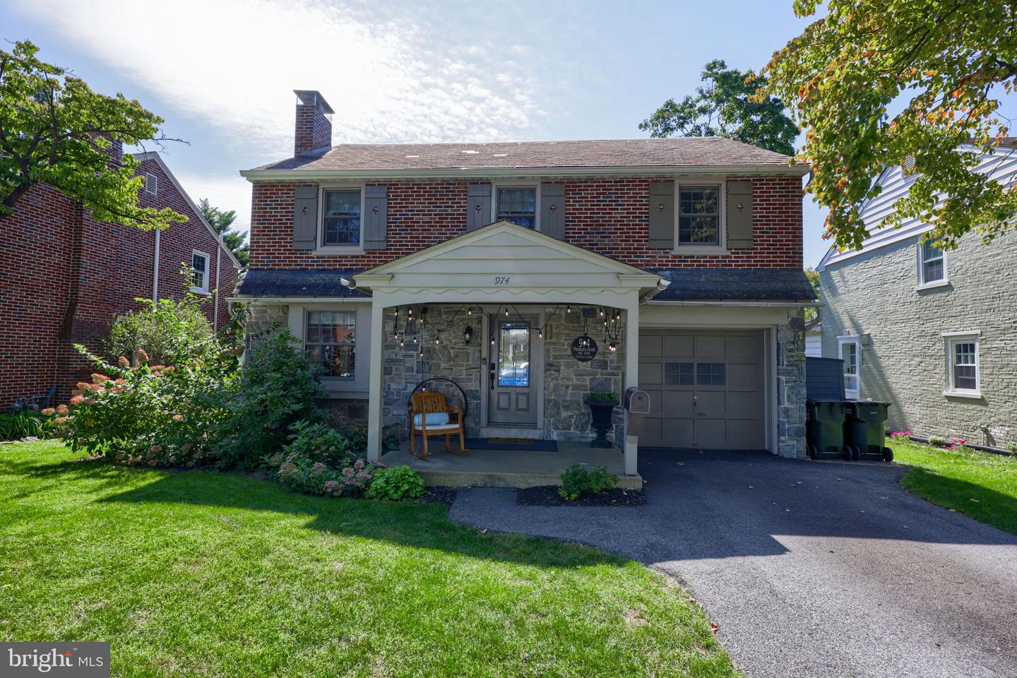 974 PLEASURE RD Property Photo 1