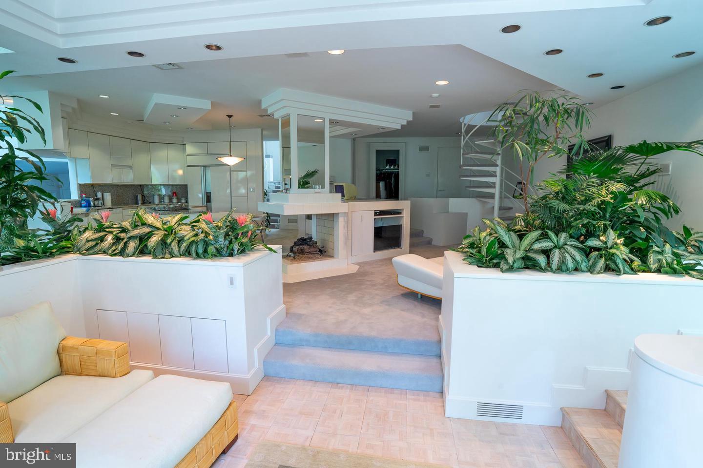 910 Pennwood Cir Property Photo 42