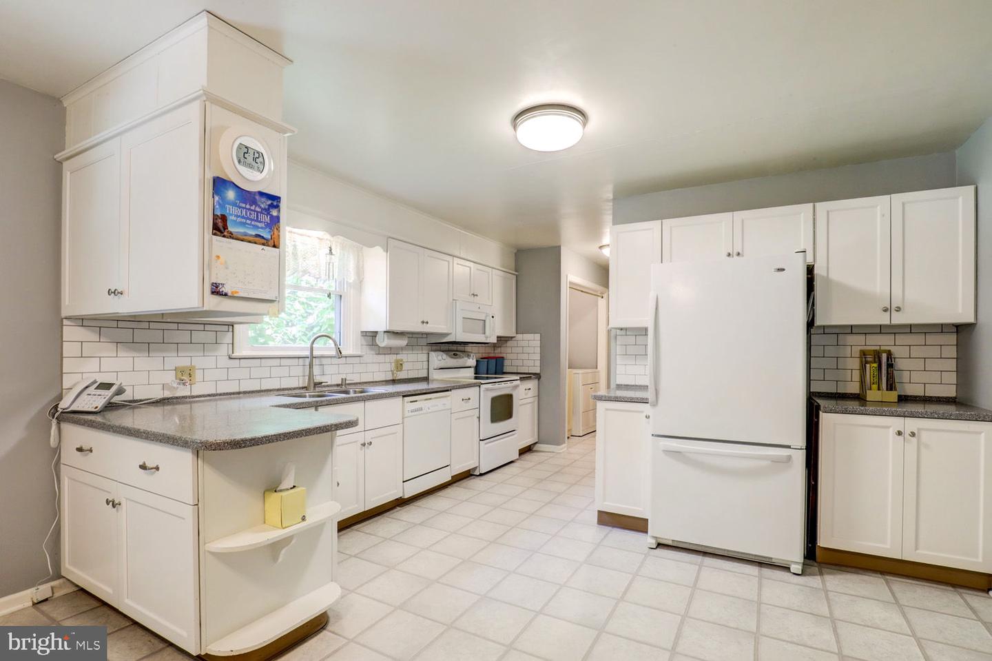 125 Bomberger Rd Property Photo 10