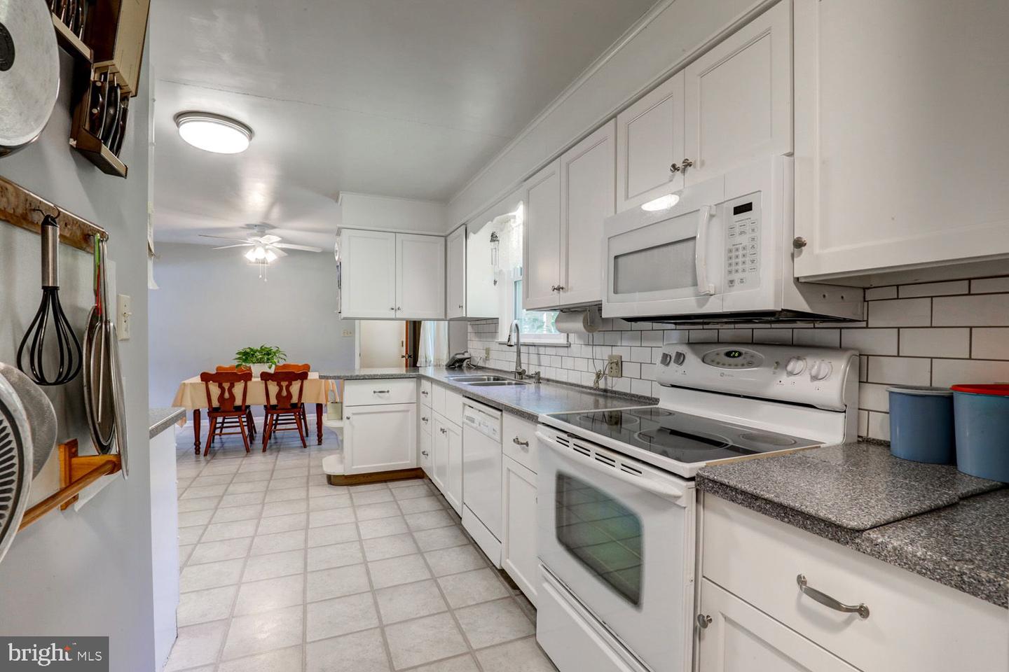 125 Bomberger Rd Property Photo 12