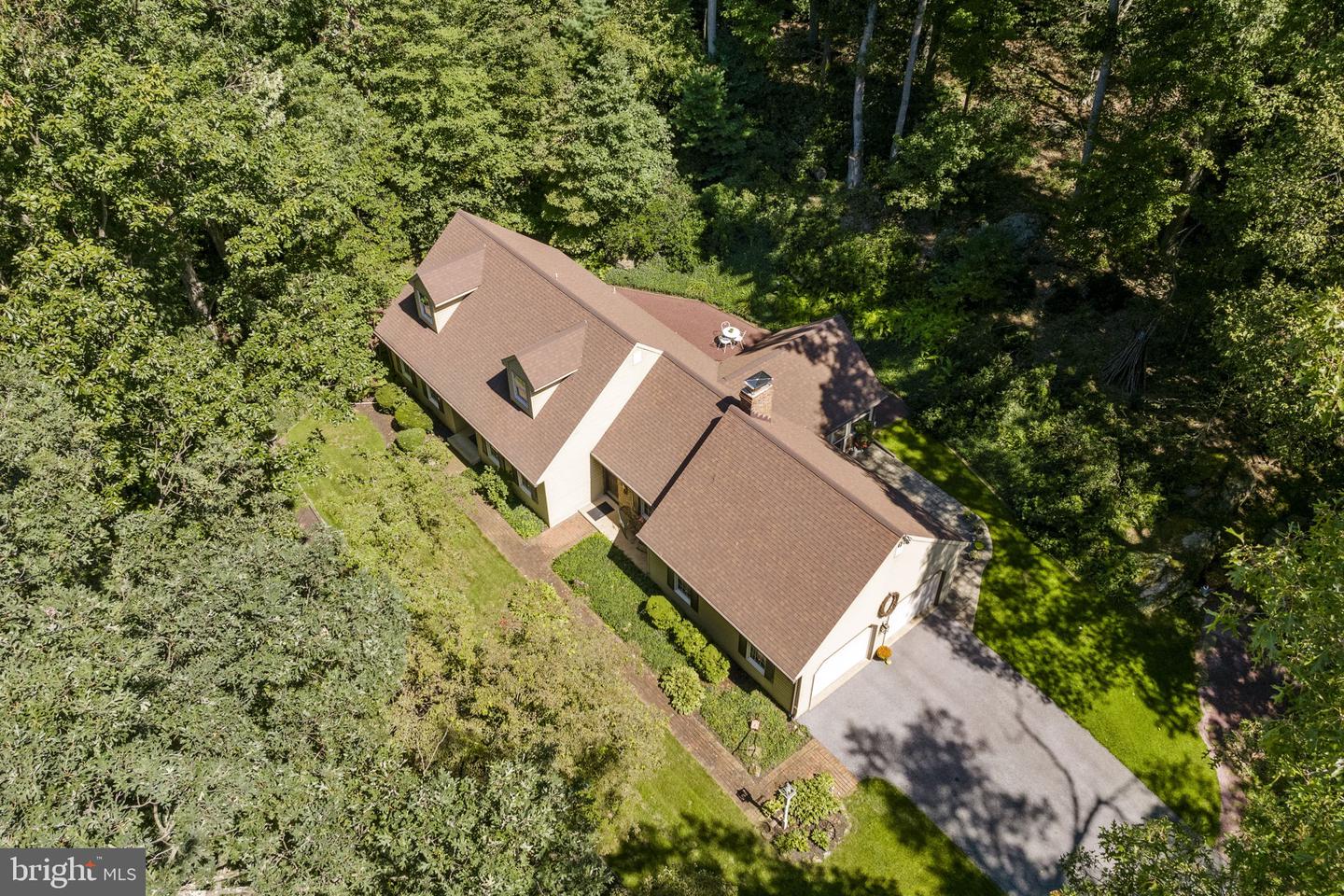 22 Fox Rd Property Photo 1