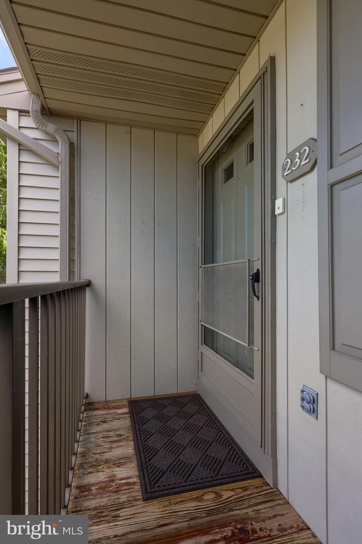 232 Greenview Dr Property Photo 12
