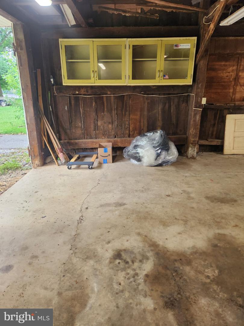 119 S River Property Photo 3