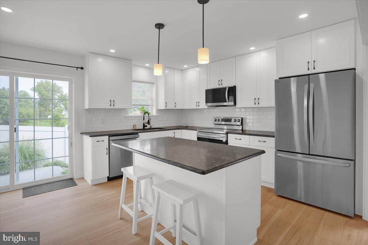 116 Meadows Bnd Property Photo 11