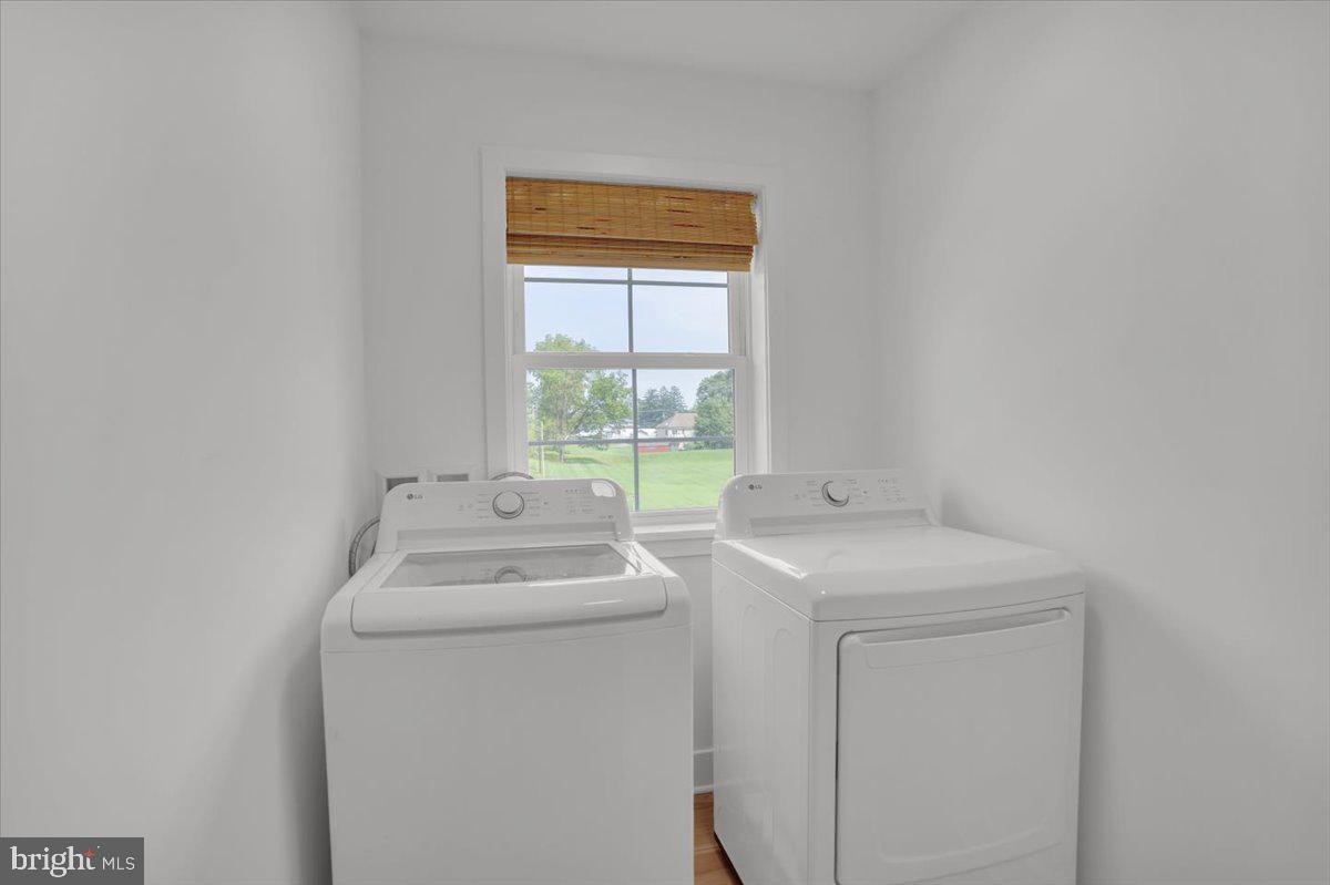 116 Meadows Bnd Property Photo 25