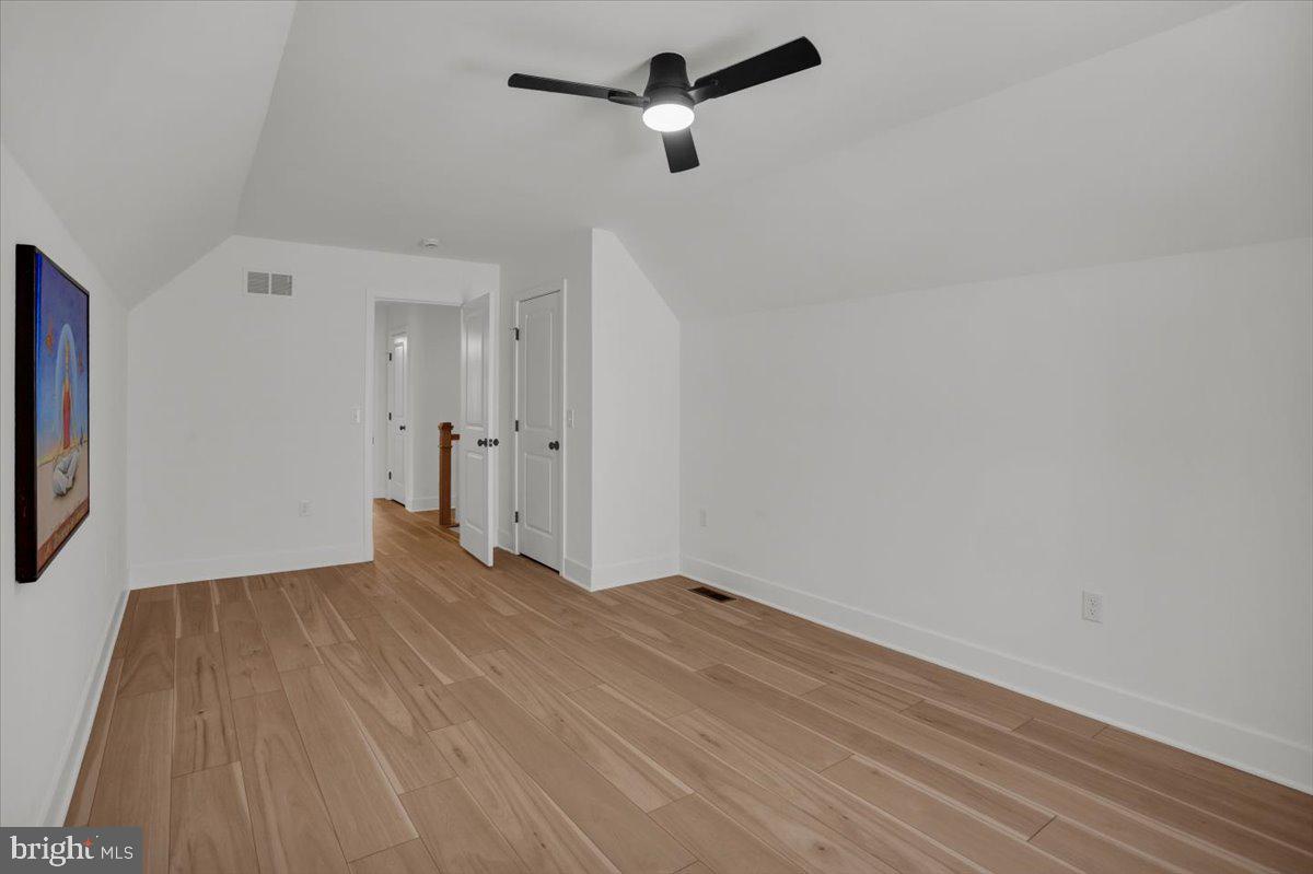 116 Meadows Bnd Property Photo 27