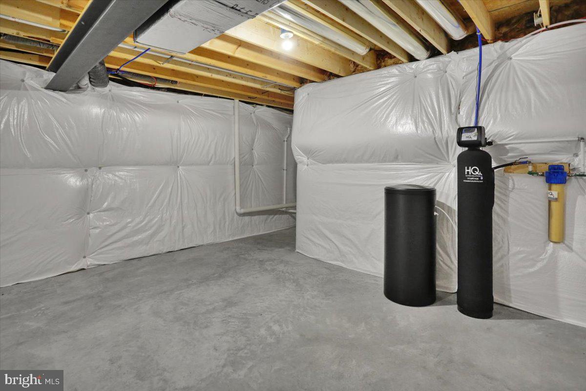 116 Meadows Bnd Property Photo 28