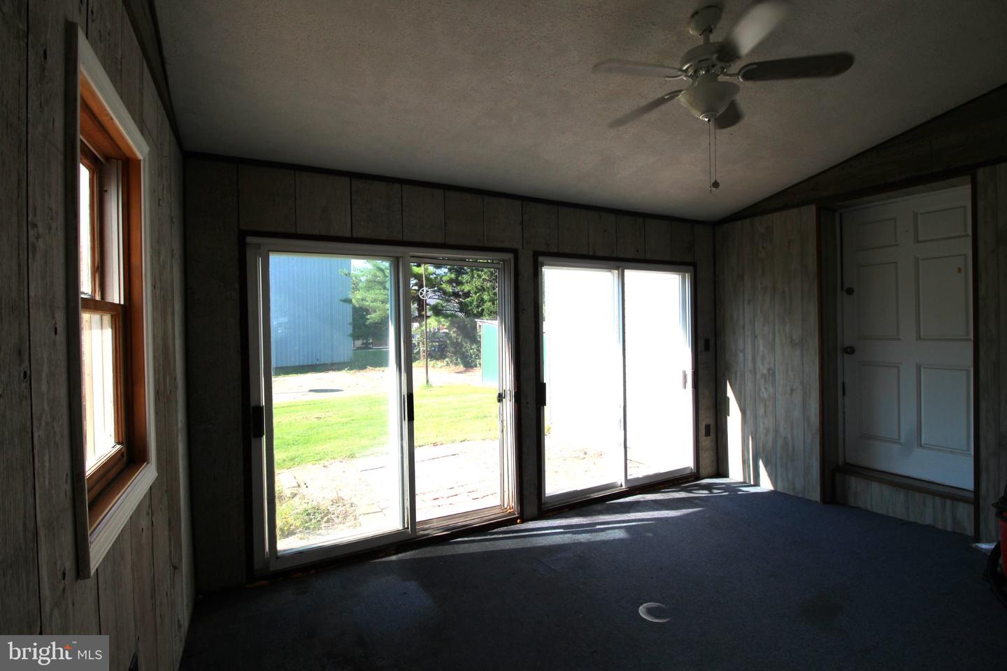 354 E Main St Property Photo 20