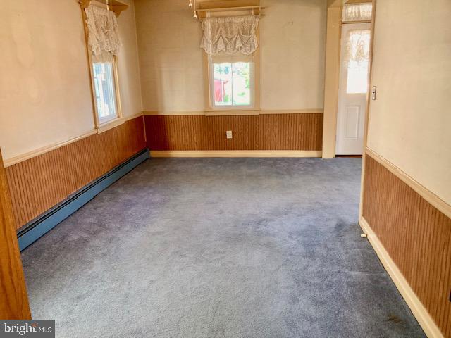 305 Broad St Property Photo 8