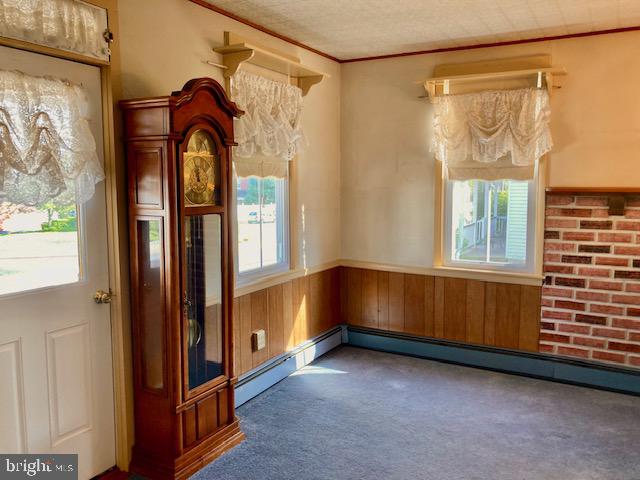 305 Broad St Property Photo 10