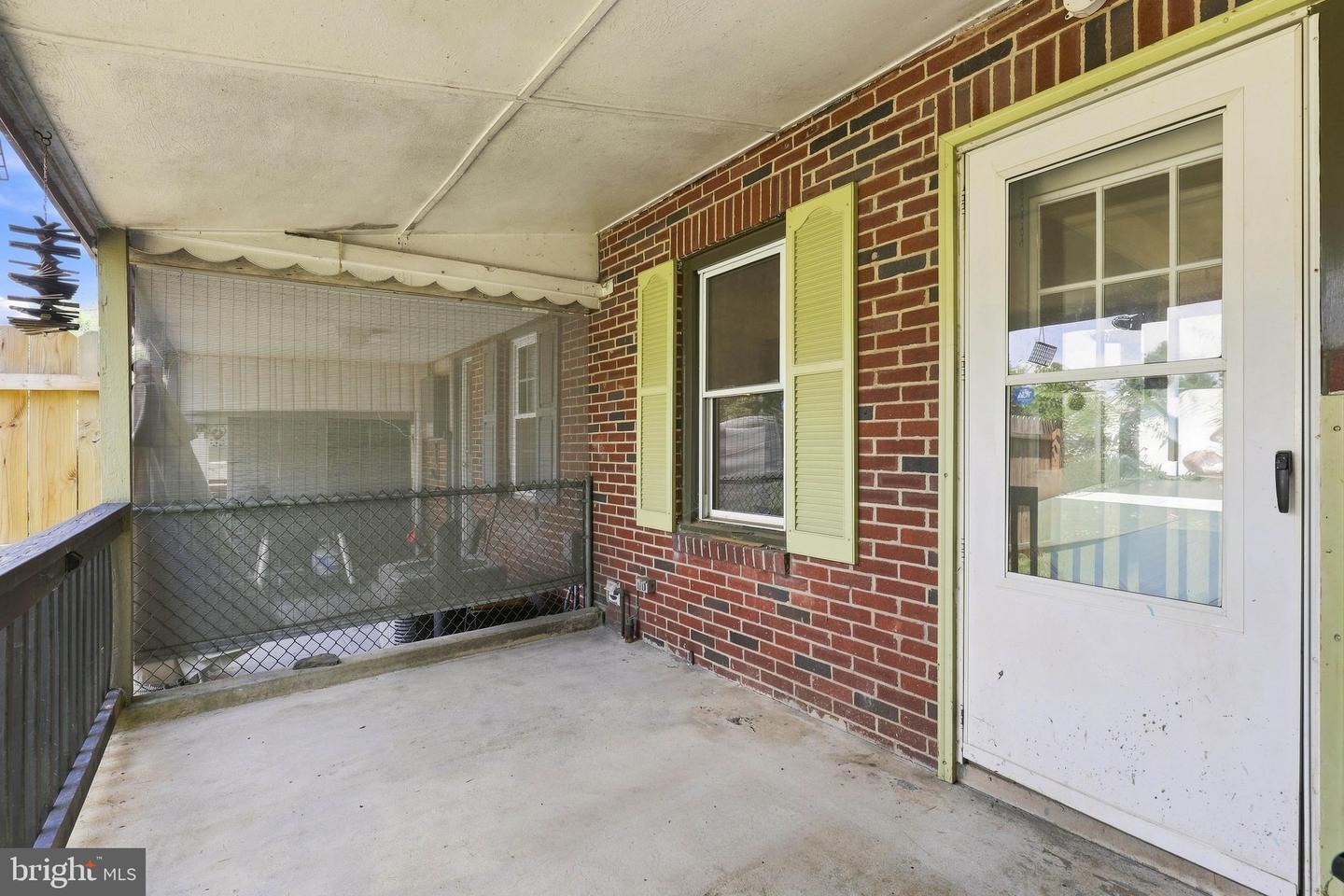 825 Union St Property Photo 31