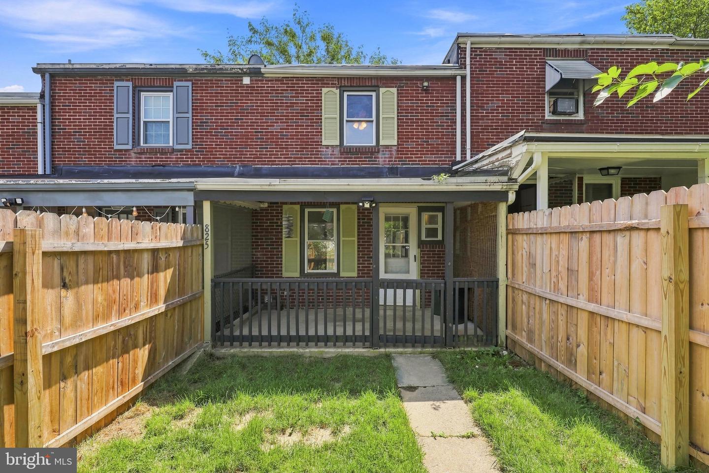 825 Union St Property Photo 32